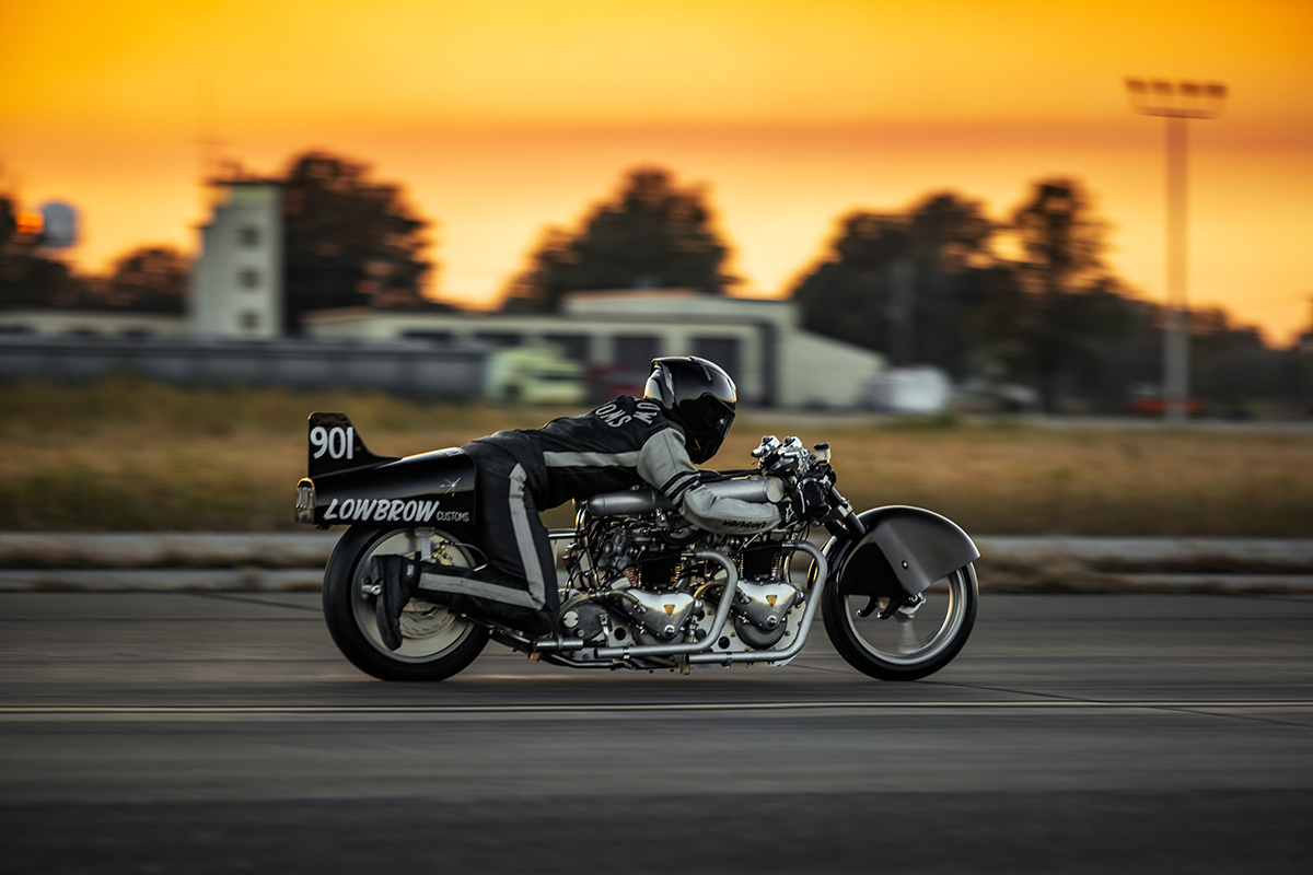 LowbrowCustoms's tweet photo. Last month Tyler did some test & tune runs down in Arkansas at the @ectamile last month. #teamlowbrow #lowbrowcustoms #triumph #twintriumph #landspeedracing #ectamile #ecta #dualtriumph #racelife #fioruccifabrications #dutchengineering https://t.co/axD4umbZBW