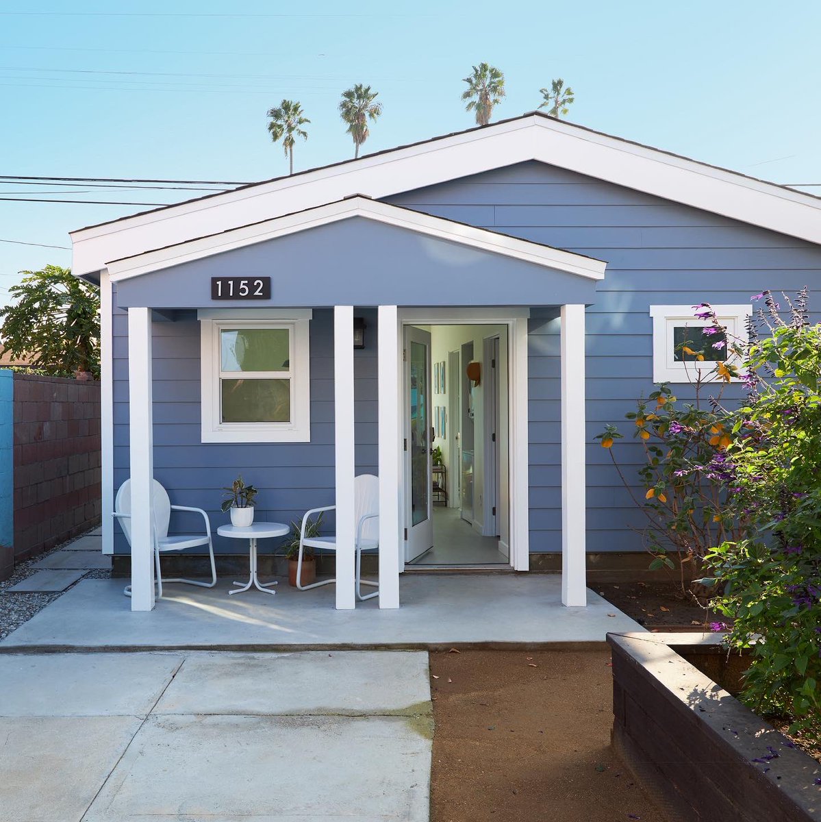 Office_of_'s tweet photo. The Backyard Homes Project is a City of #LosAngeles based affordable housing initiative that helps homeowners build a new ADUs for section 8 tenants. This project is an example of how we aim to promote stability for housing insecure tenants while supporting homeowners. https://t.co/qN7uOq0uVW