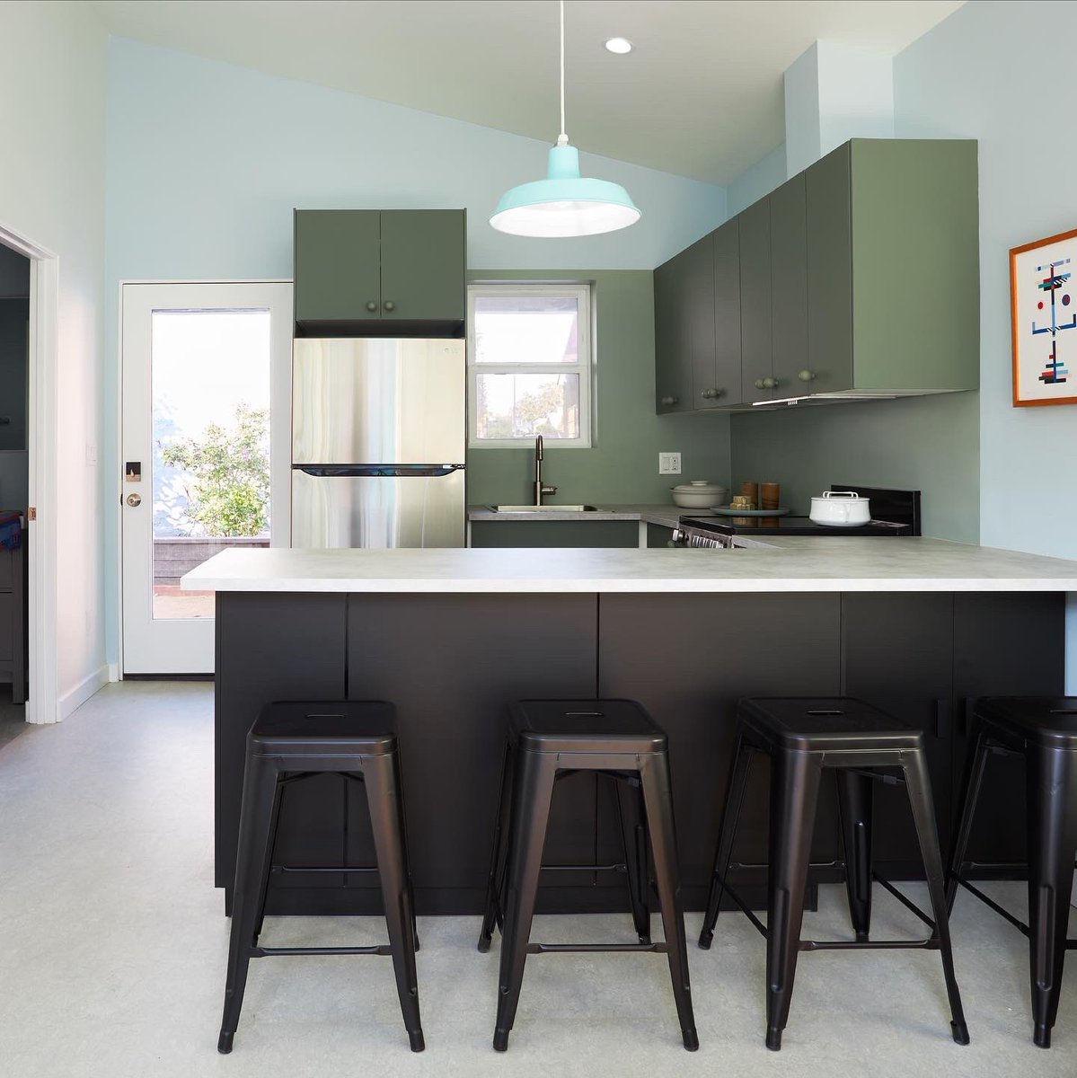 Office_of_'s tweet photo. The Backyard Homes Project is a City of #LosAngeles based affordable housing initiative that helps homeowners build a new ADUs for section 8 tenants. This project is an example of how we aim to promote stability for housing insecure tenants while supporting homeowners. https://t.co/qN7uOq0uVW
