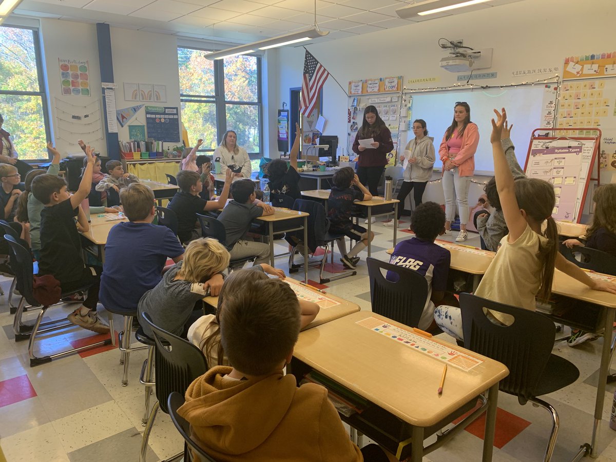 Port_Athletics's tweet photo. Clippers Swim Team shares Water Safety strategies to Bresnahan third graders today! https://t.co/EyyHbeih0j