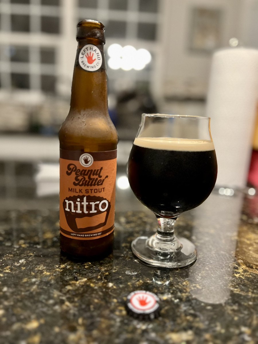 After dinner i felt like I needed a dessert with peanut butter. #Nitro 🖐🏿 Enjoying very much this Milk Stout by @LeftHandBrewing #ThirstyThursday #Stout #craftbeer @beerhunter74 @RJellyman