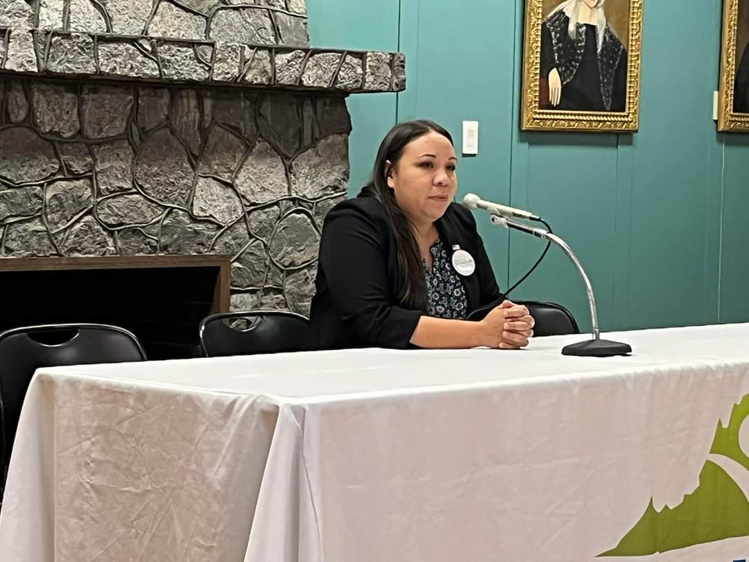 DeV4Congress's tweet photo. Our current Congressman and Taysha were both invited to attend a non-partisan candidate forum in Wytheville. This evening was that forum. As you can see, he did not attend.  He also, to the best of our knowledge, did not respond to the organization that invited him. #VoteHimOut https://t.co/ccDUZcF53B