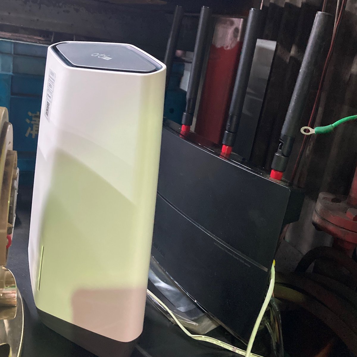 InfoEmission's tweet photo. #NETGEAR #orbi #PRO #AX6000 #Wifi6 #SXK80 #SXS80
#satellite (追加用サテライト)×2
民生用(家庭用)Wi-Fiからの #環境改善 #リプレイス
#無線LAN #ルーター #11ax #トライバンド #メッシュWiFi #リプレース
#尼崎 #Emission
ネットワーク構築サービス
https://t.co/ZMoun58Osw https://t.co/rQJ7zpkRsV