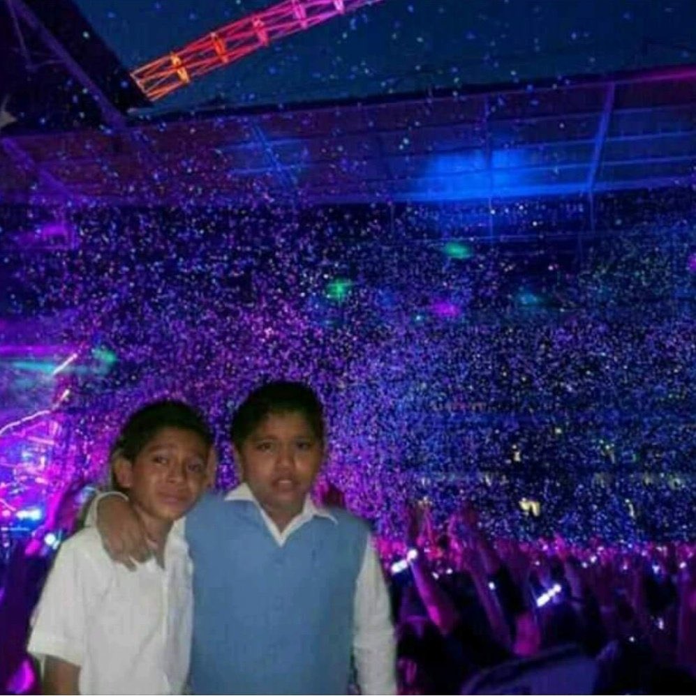 Mi kp y yo cuando finalmente le veamos a nuestro poderosísimo Bad Bunny