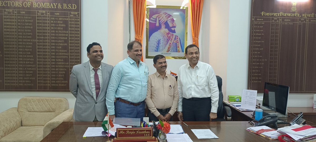 Held a meeting with Honble Collector, Mumbai city, Shri Nivatkar Sir about Mega legal aid camp to be held on 8/11/2022 through DLSA Mumbai