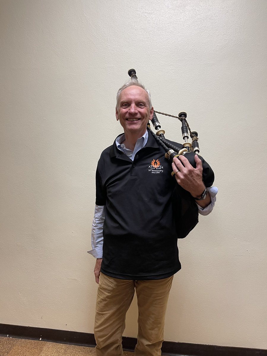 AtlantaPipeBand's tweet photo. Please help us in congratulating the Atlanta Pipe Band’s newest Pipe Major Robbie Rogers! An outstanding leader and player, Robbie joined the band in 2017 with over 25 years of piping experience. https://t.co/mv6yxFC2On