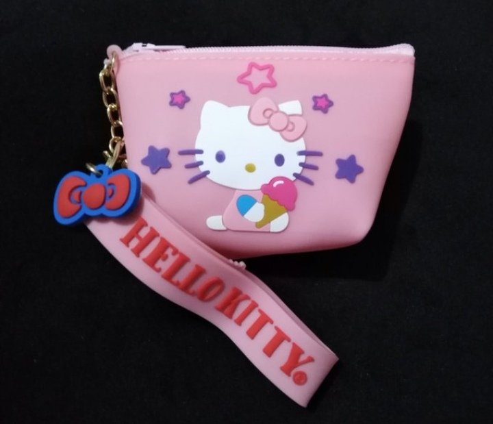 Jeka_lau's tweet photo. I ❤️ Hello Kitty
#HelloKitty #monederohellokitty #gorrahellokitty #hellokittylover #hellokittyfans #hellokittyforever
😻😻😻 https://t.co/1NtQfsiS1w
