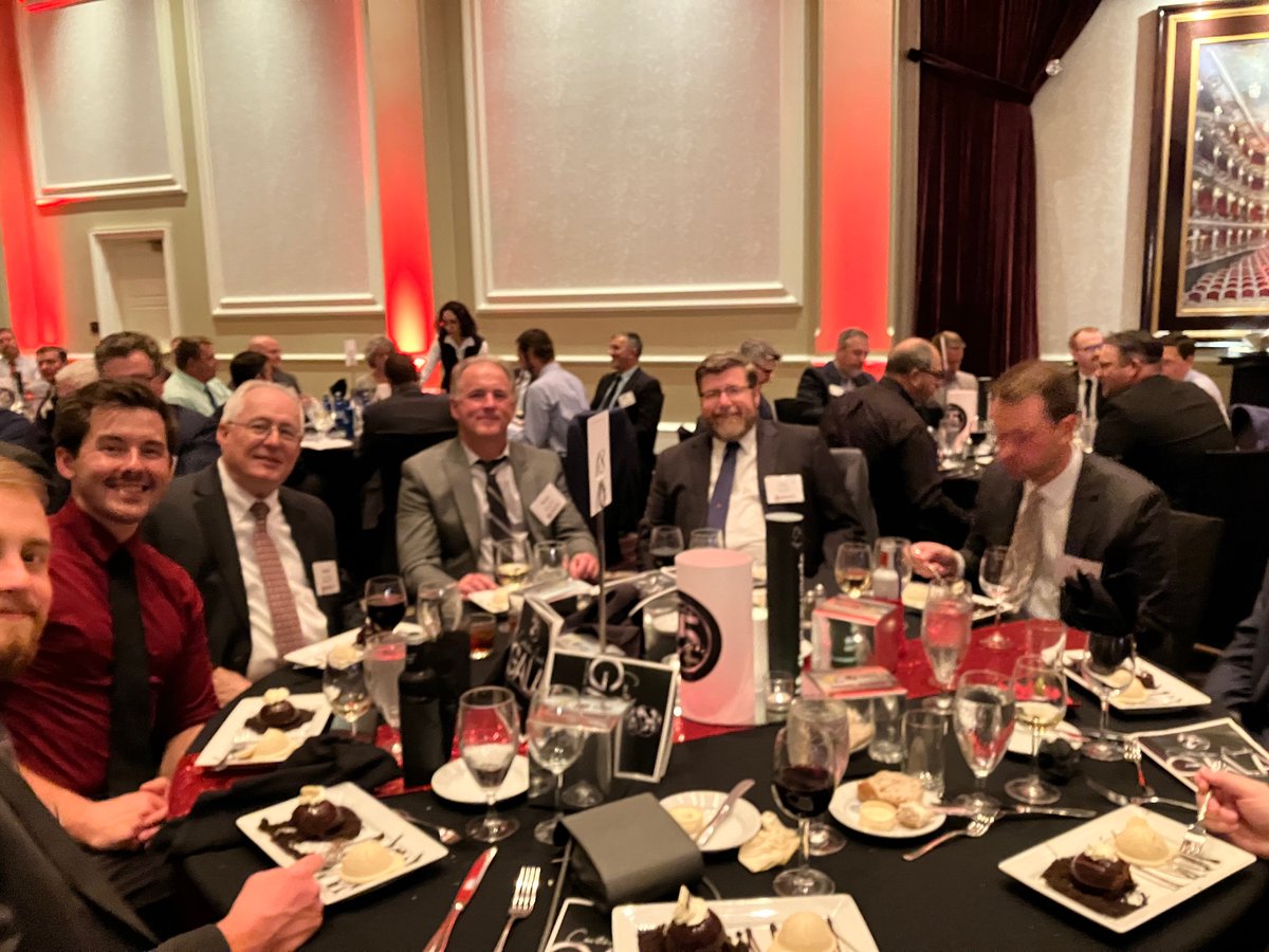 PRPierce's tweet photo. Enjoying 25th Anniversary Keystones with Murphy Co. https://t.co/cSzcVMhMTC