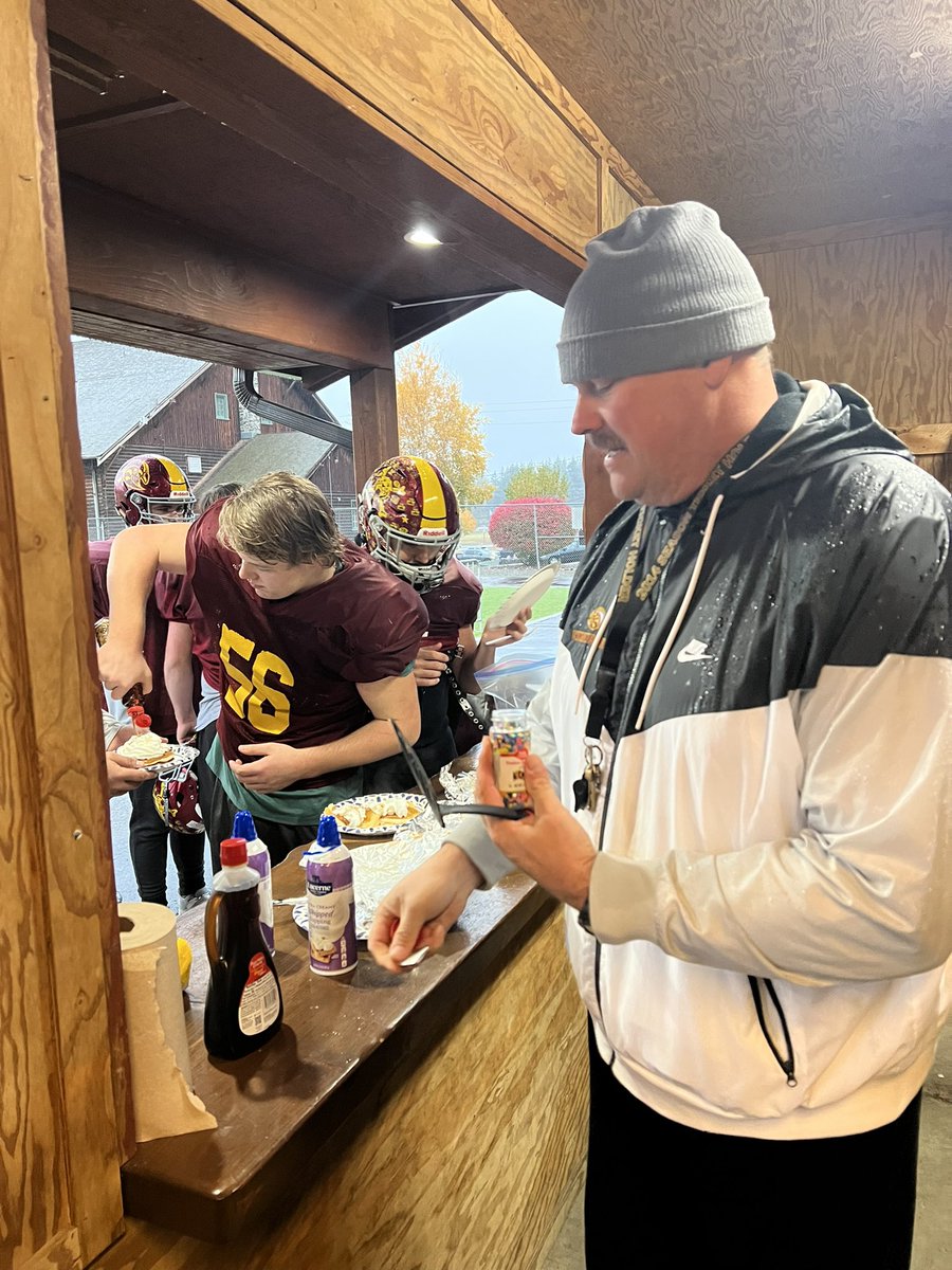 Enumclaw Football tweet media