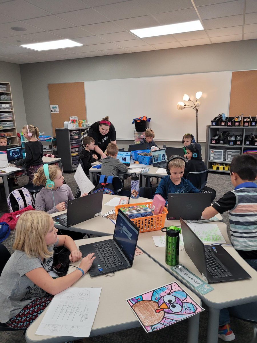 Best time in 1st grade observing a lesson redesign focused on some of <a href="/mcleod/">Scott McLeod</a> 4 Shifts.  Ss were learning about community helper roles &amp; their impact. Design was packed with agency &amp; authentic learning.  #learnbps
<a href="/SymensLisa/">Lisa</a>  <a href="/sarahjordan891/">Sarah Jordan</a>