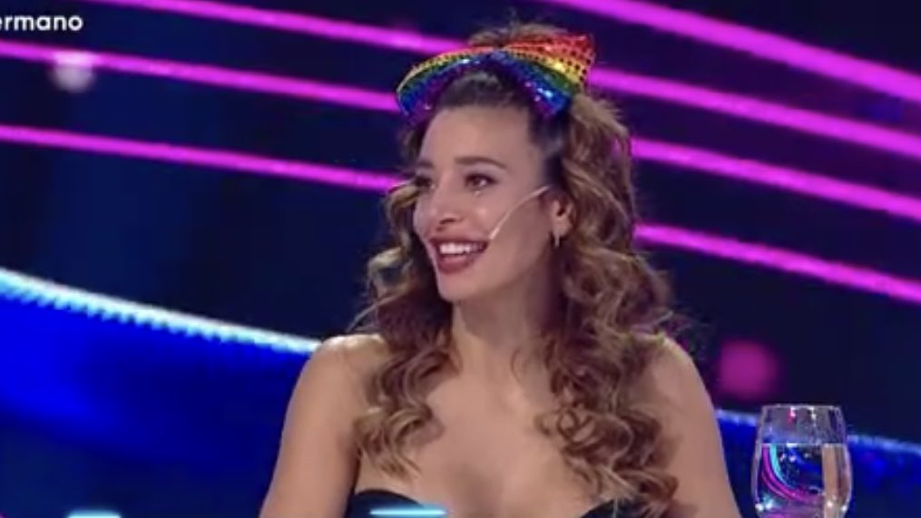 sorceryswift's tweet photo. sol perez desde que se fue martina GAY ICON te amo reina #GH22 https://t.co/7j5GNlkgyJ
