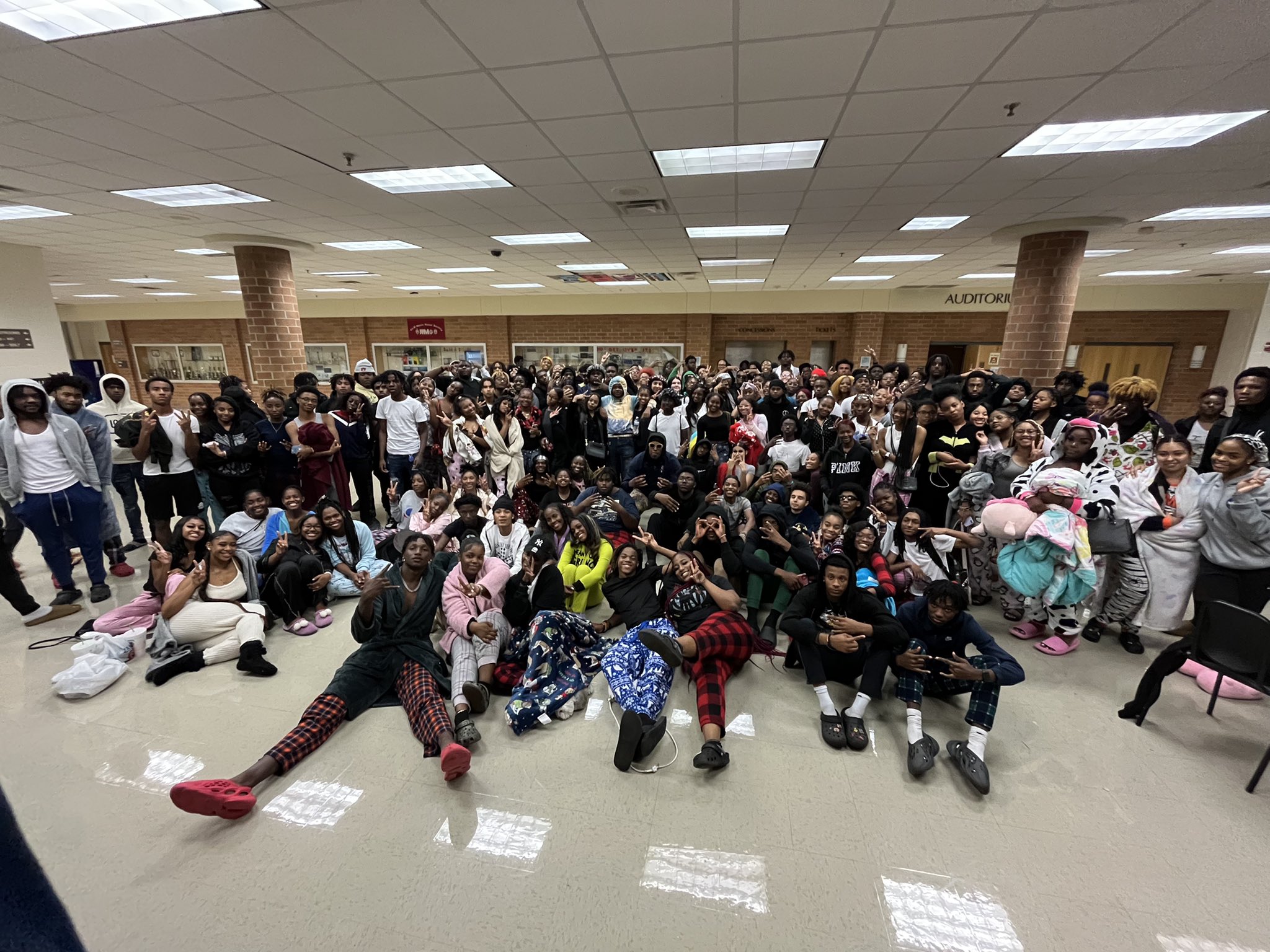 Langston Hughes High School on Twitter "Class of ‘23 movie night