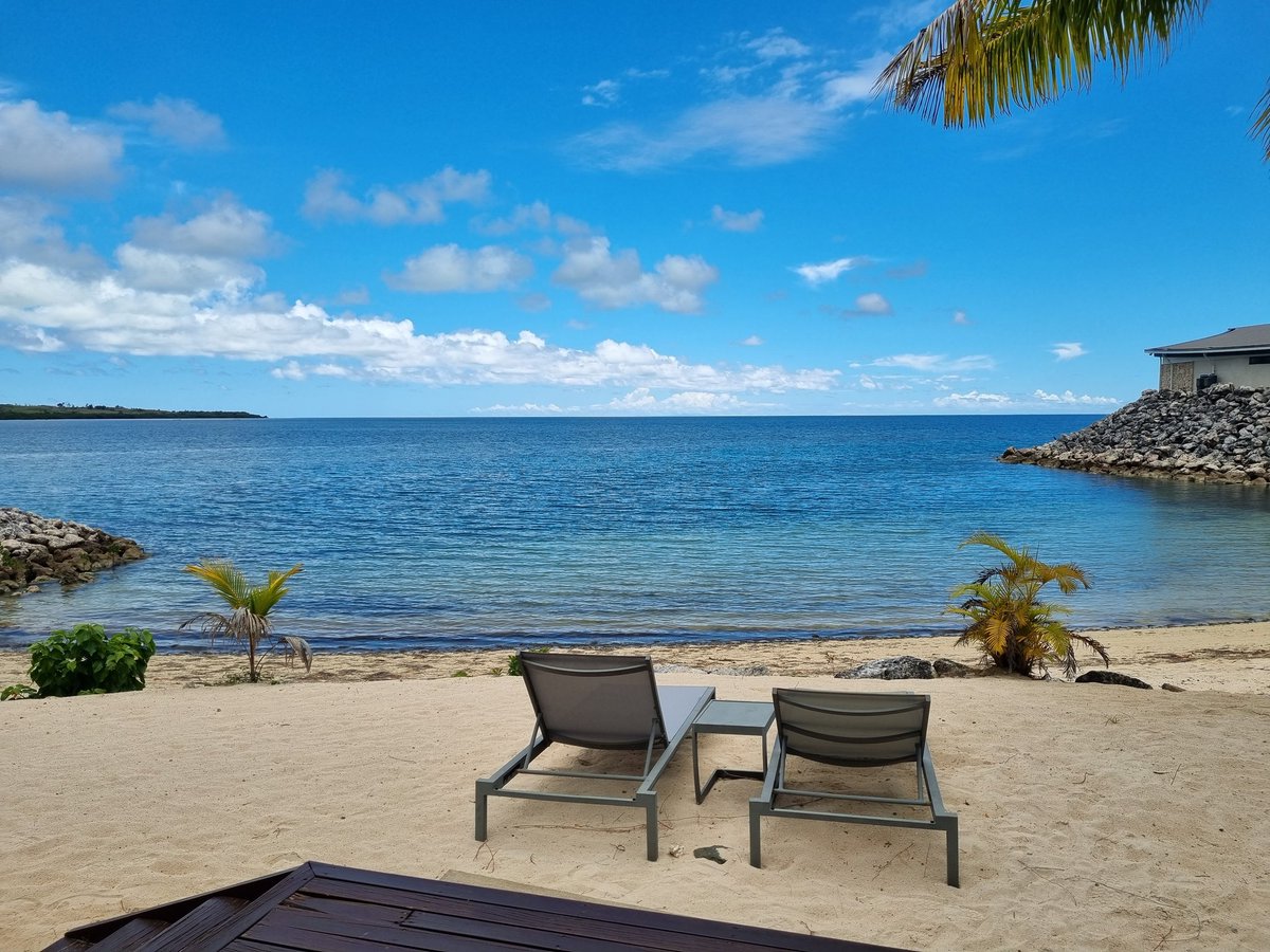 MattNotFront's tweet photo. Photos don't do this place justice.
See you in seven days.
#FijiMarriott https://t.co/De5dWYlUYZ