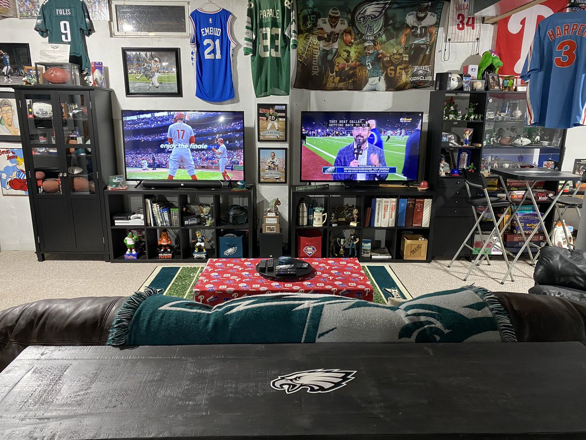 EaglesDen_'s tweet photo. You want Philly, Philly?!? @Eagles @Phillies @FOX29philly @MikeFOX29 @AlexHolleyFOX29 @KarenFox29 @BobKellyFOX29 @JennFredFOX29 #fox29goodday @NBCSPhilly https://t.co/XAm7p9xBje