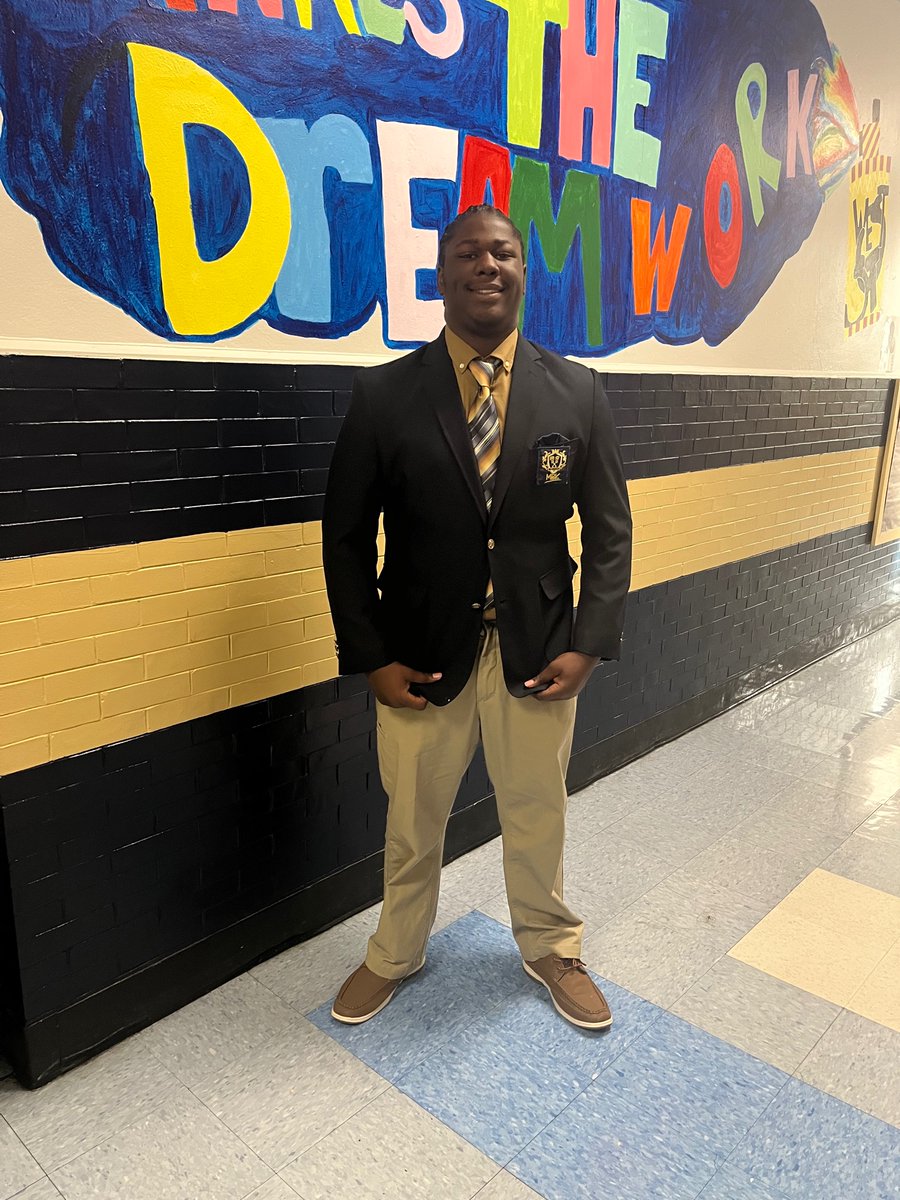 NFAWestMBK's tweet photo. NFA West Exhibition Week: Day 3!! Our MBK scholars were professionally dressed and ready to present their 1st exhibition of the year! Great work young men!  @NFAWest @NYSMBK https://t.co/GnpqjC07yA