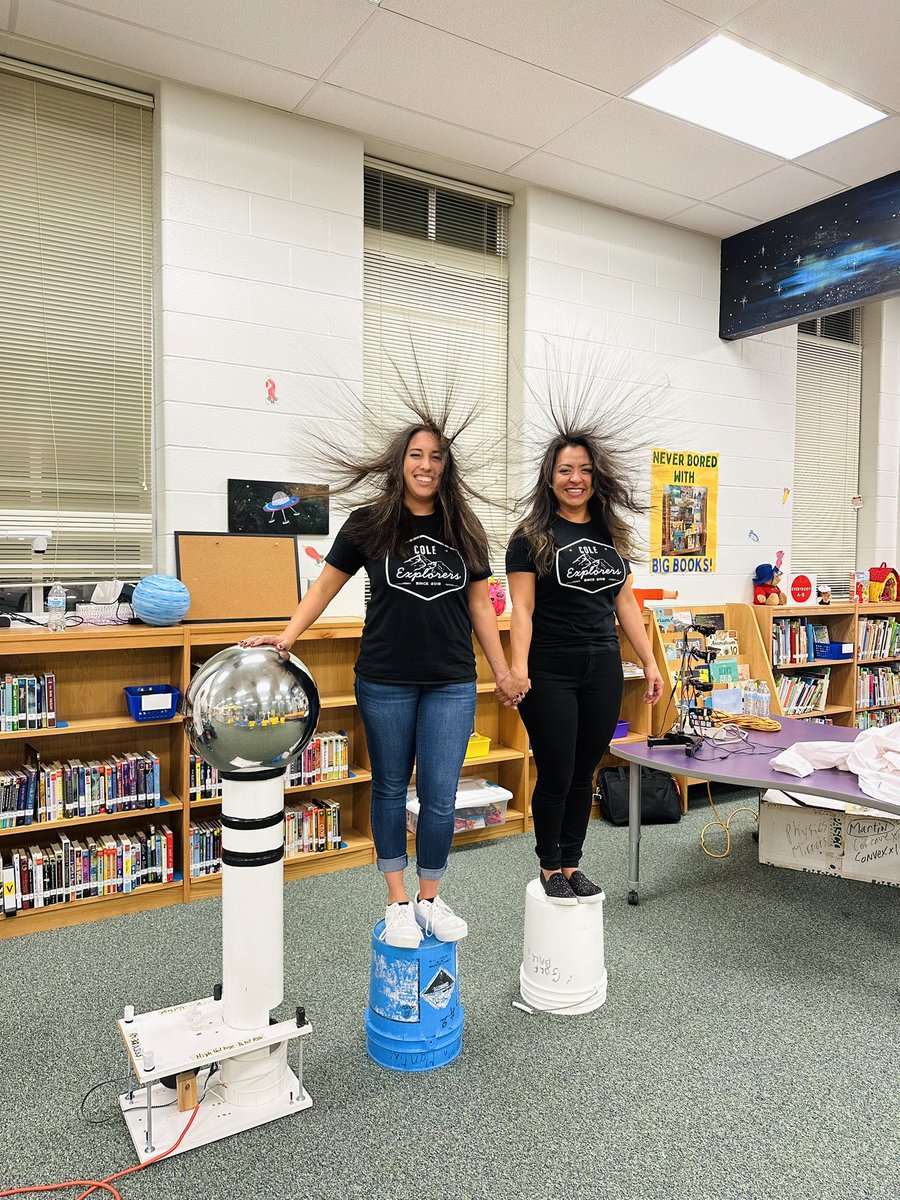 brikircher's tweet photo. Cole Exploration Night was electrifying! @NISDCole #thecoleway #nisdscience #nisdignited @ECoro21 https://t.co/fcdBUQCubb