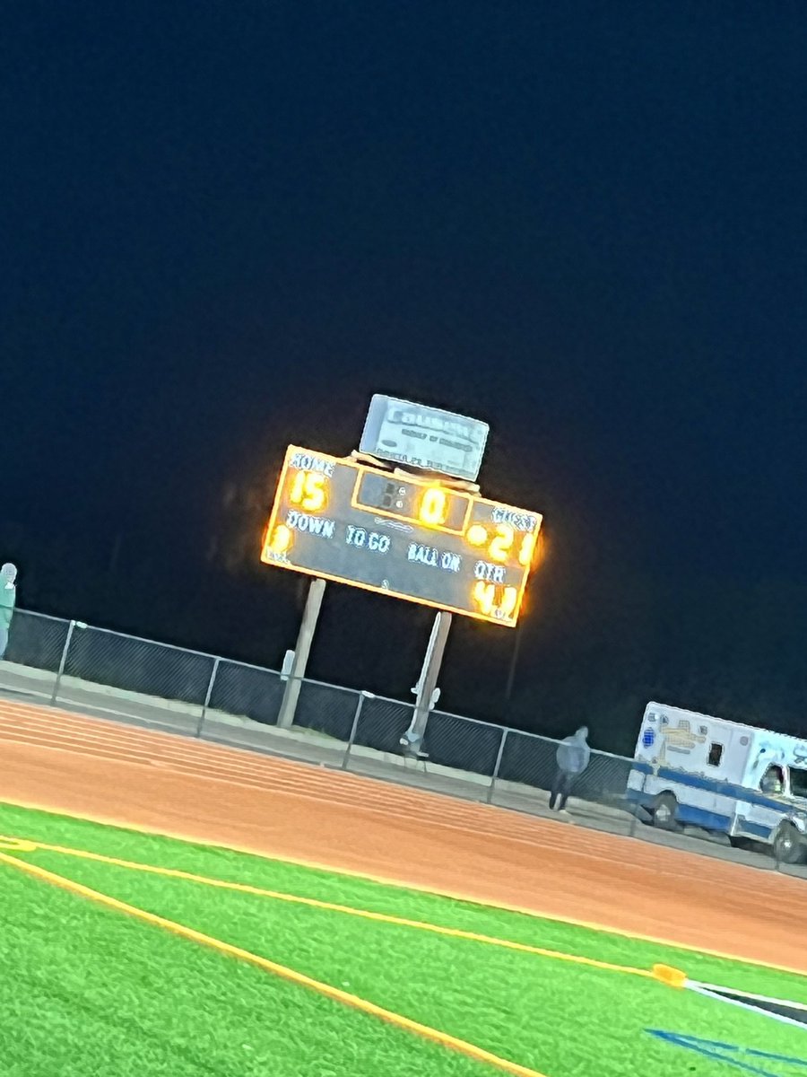 coachtierney74's tweet photo. Down 13-0 6 minutes into the game this F.A.M.I.L.Y. never stopped believing!! Tied most wins in school history and beat the rival for first time in 13 years!!! https://t.co/ppEJzpILuV