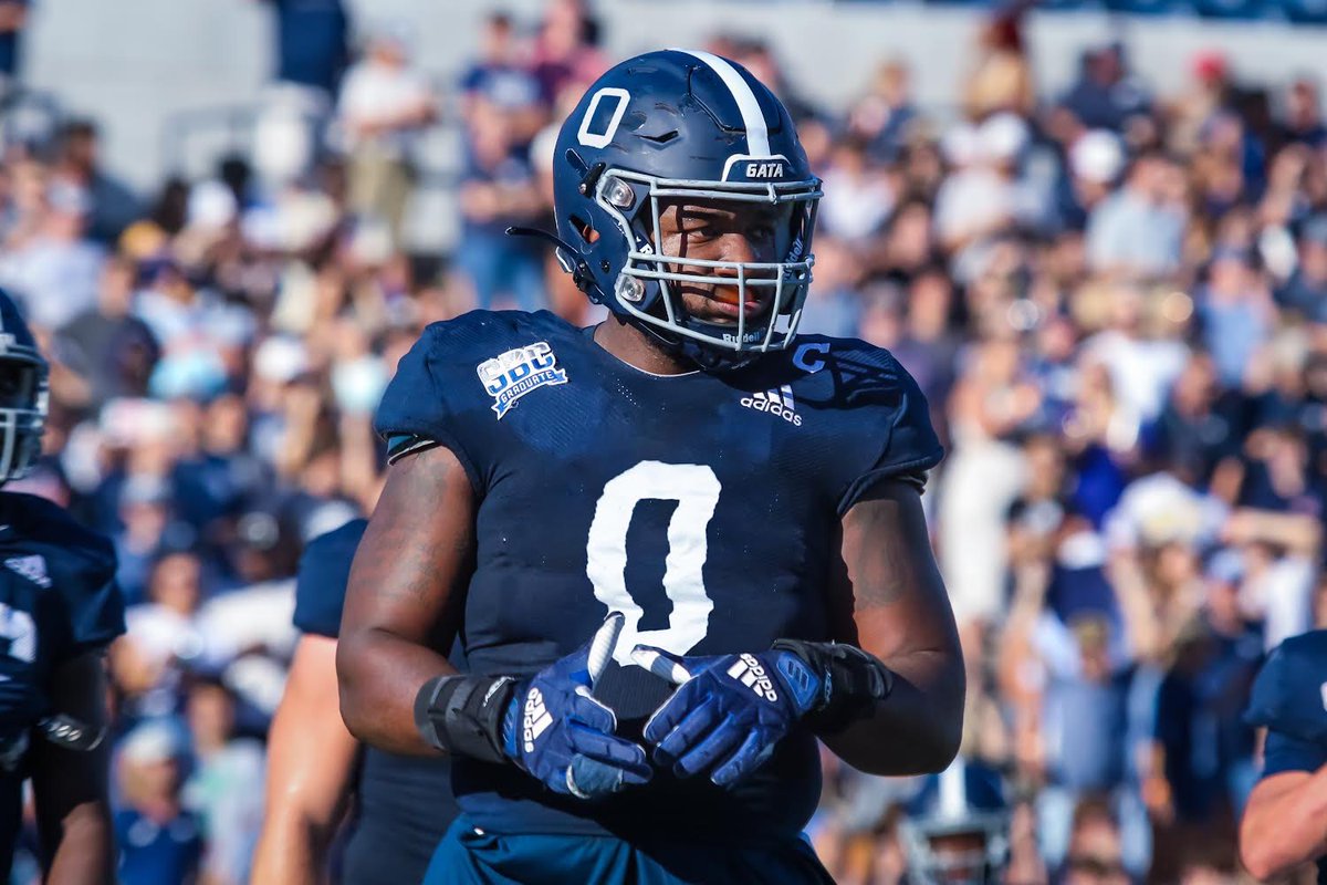 𝗡𝘂𝗺𝗯𝗲𝗿 𝟬.

Accountable. Disciplined. Unselfish. Hard-working. 

This week’s #0 goes out to @Dilman42!

#HailSouthern | #GATA