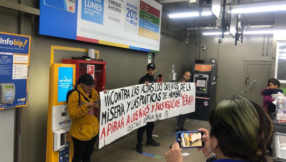AGuacoldas's tweet photo. Hoy marchamos desde Lo Ovalle por Av Central hasta el Líder (Fraternal) llevando nuestras consignas de lucha contra las alzas, contra el hambre y las migajas de esta Democracia cagona que traspasa su crisis económica a nuestros bolsillos y a nuestras vidas… https://t.co/VvtmQ9vLW3