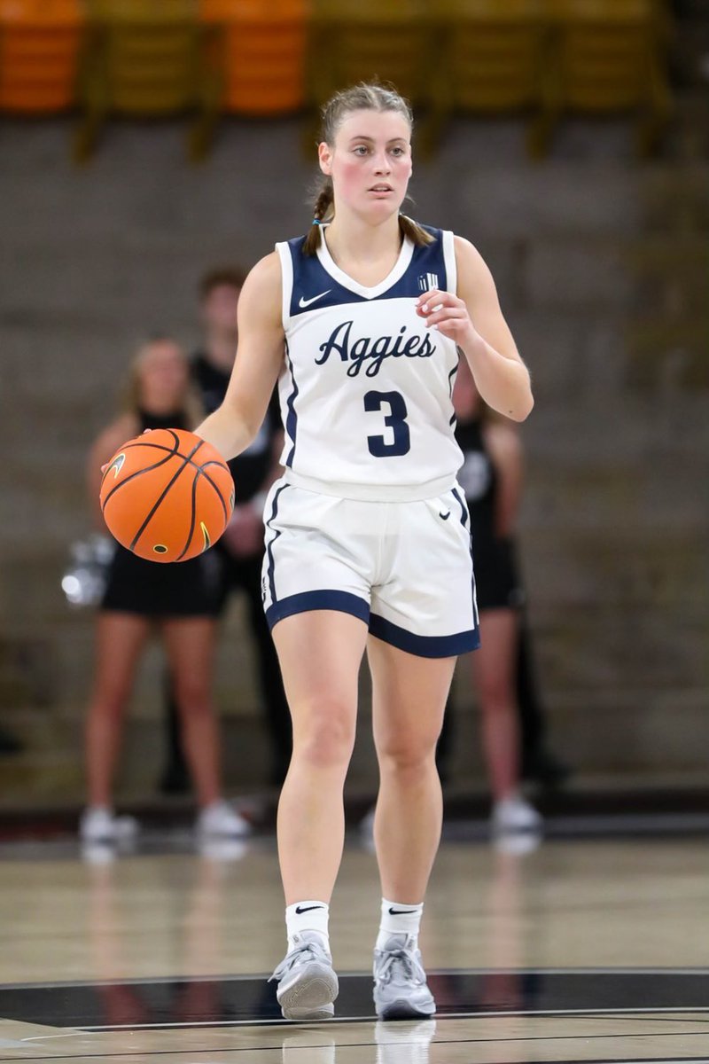 USUWBasketball's tweet photo. T-minus 4 days until Tip-Off ! See you in the Spectrum at 3pm on Monday night! 🤘🏼
#AnythingEverything
#AggiesAllTheWay https://t.co/iGVbeNIfAv