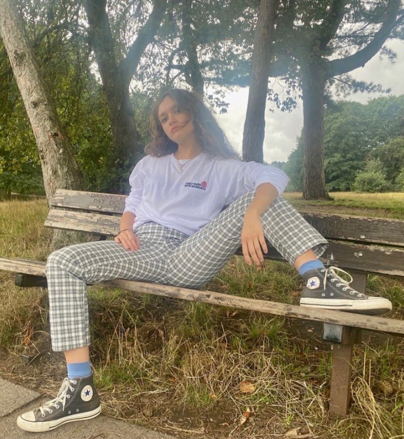 thinkercooke's tweet photo. thinking of bf olivia cooke https://t.co/nPTvUszCeG