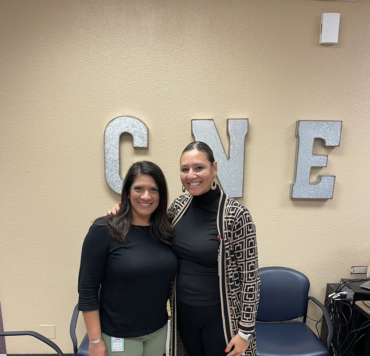 NISDCody's tweet photo. Always nice to meet with my mentor!! Thank you Norma for all the talks and advice!! @NISDCNE @normayfarrell #leadersbuildingleaders #admincan #sharingideas https://t.co/cgIBa84fFn