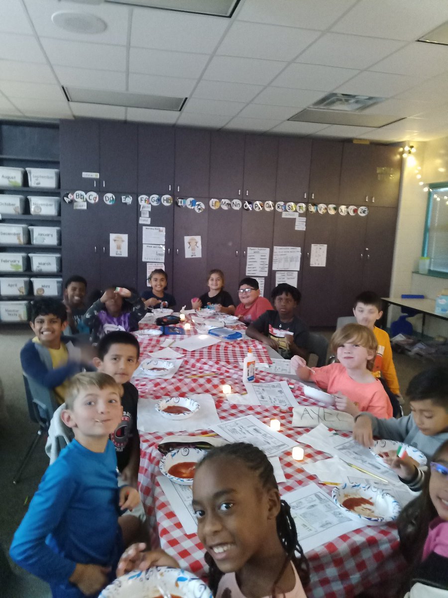 Mrs. Ermis tweet media