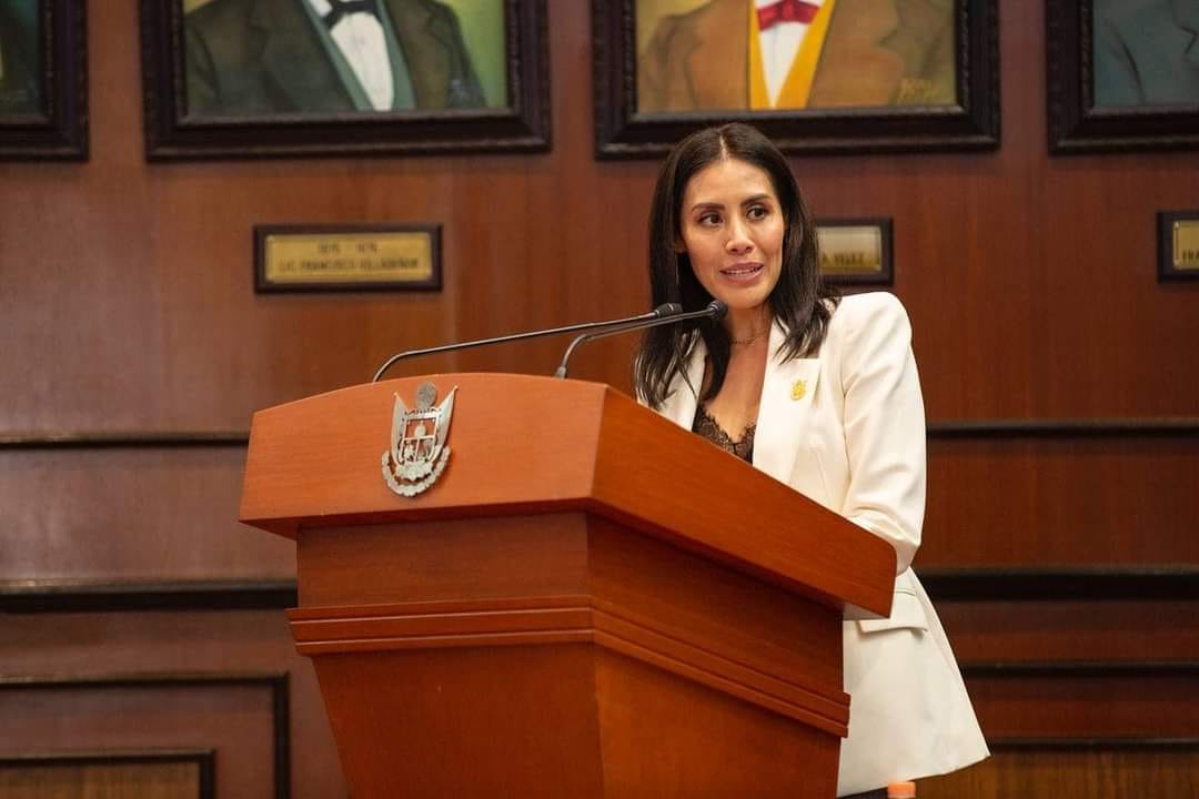 laboralistaqro's tweet photo. Agradecemos la invitación a participar en la ceremonia, en la que el Centro de Conciliación Laboral del Estado de Querétaro, recibió la acreditación como Entidad de Certificación y Evaluación, por el "CONOCER". https://t.co/Q5XrAD0beX