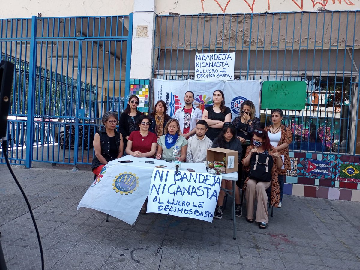 AFAEB #JunaebNoSeVende tweet media