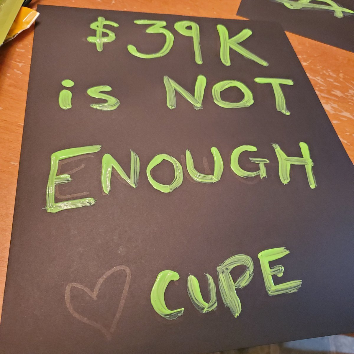slmcglynn's tweet photo. Making signs with my kids in support of workers rights 💜 #supportworkersrights https://t.co/6RDs3fBAjt