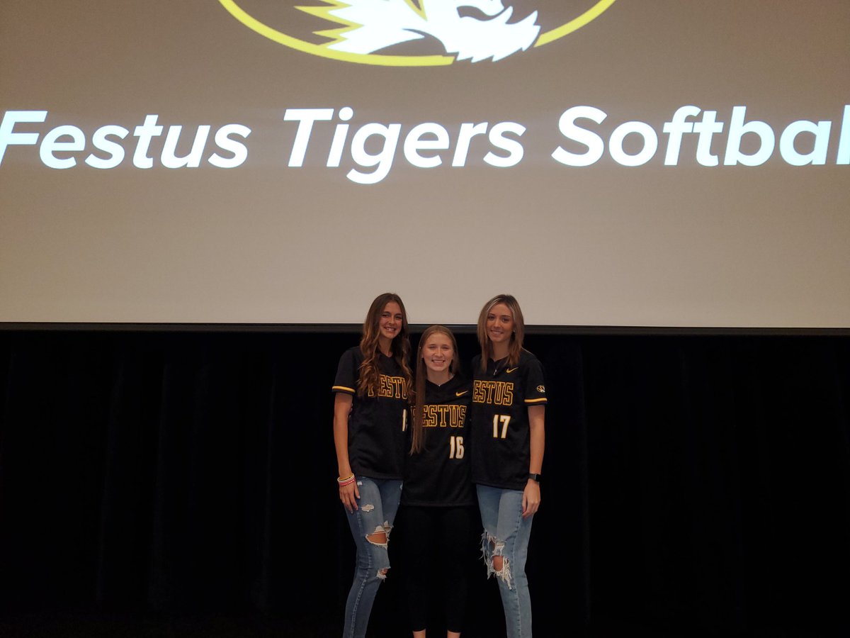 Festus Vars Softball tweet media