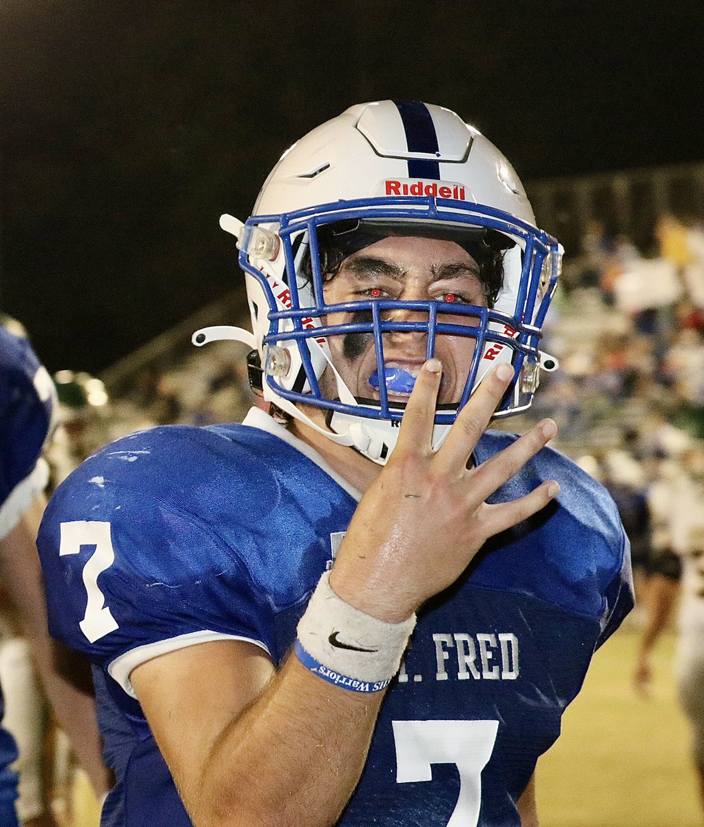 TOUCHDOWN | SF 28, CC 13, 7:56 (3Q). 
Not 1. Not 2. Not 3. That’s No. 4 for Bell.