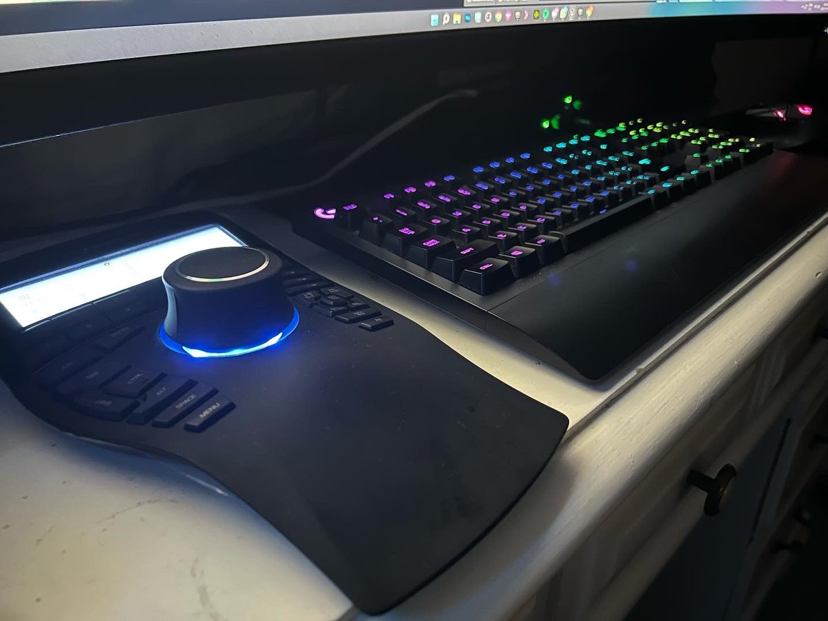 There are a lot of sleepless nights ahead of me, where all I'll see is those little green men!

Thanks to our partners &amp; players who've been behind us the whole way!

#steam #pc #unrealengine #amd #gamedev <a href="/ghawk_platoon/">Green Hawk Platoon</a> <a href="/AMDGaming/">AMD Gaming</a> <a href="/3Dconnexion/">3Dconnexion</a> <a href="/wacom/">Wacom</a> #indiegame #ue5 #beta