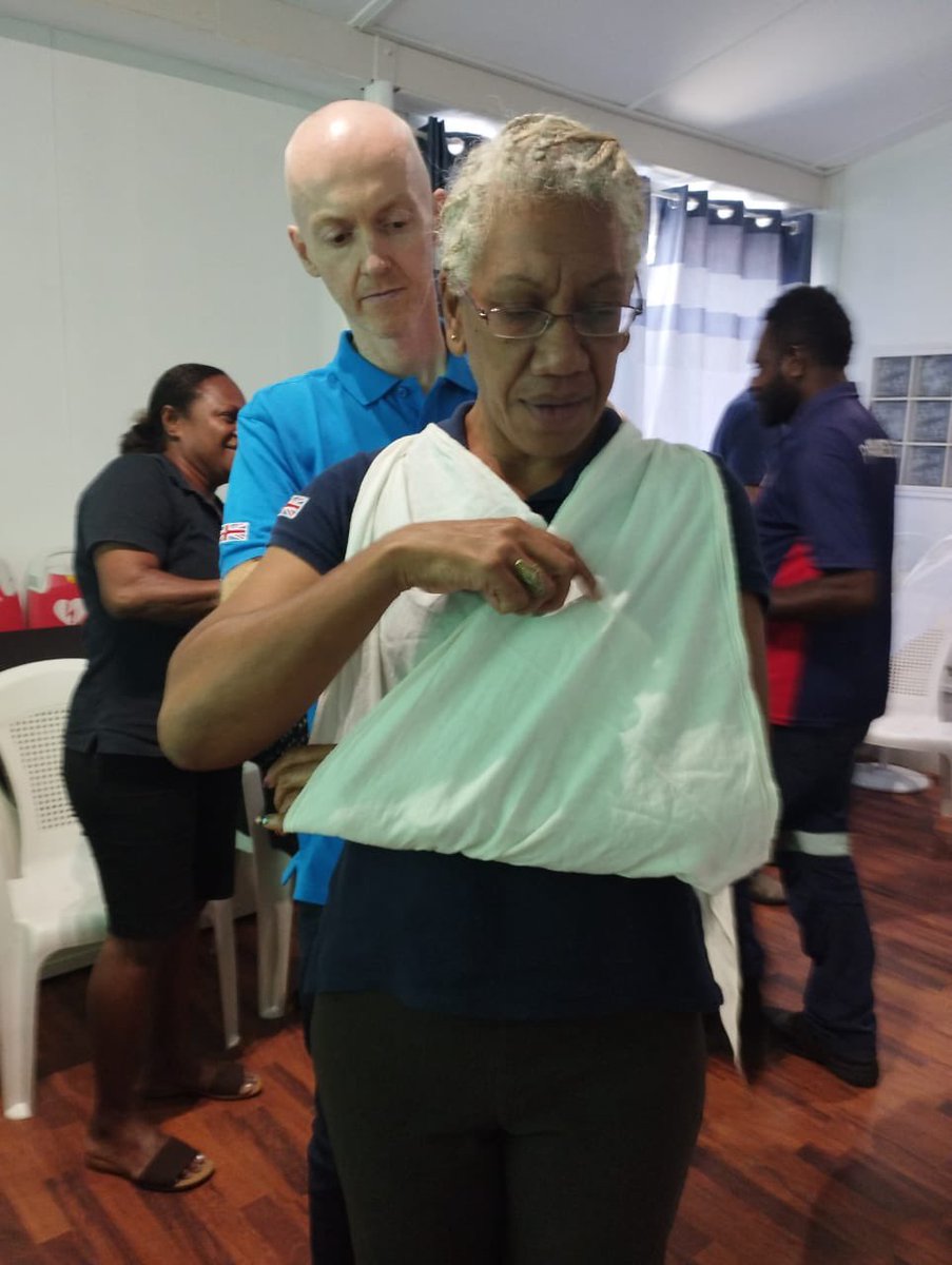 MikeJDWatters's tweet photo. Superb first aid training yesterday with the British High Commission team and New Zealand colleagues at #Promedical Vanuatu. Came away feeling much more confident about how to respond in an emergency. Though making a sling still took me several attempts… https://t.co/MeSb0Dljir
