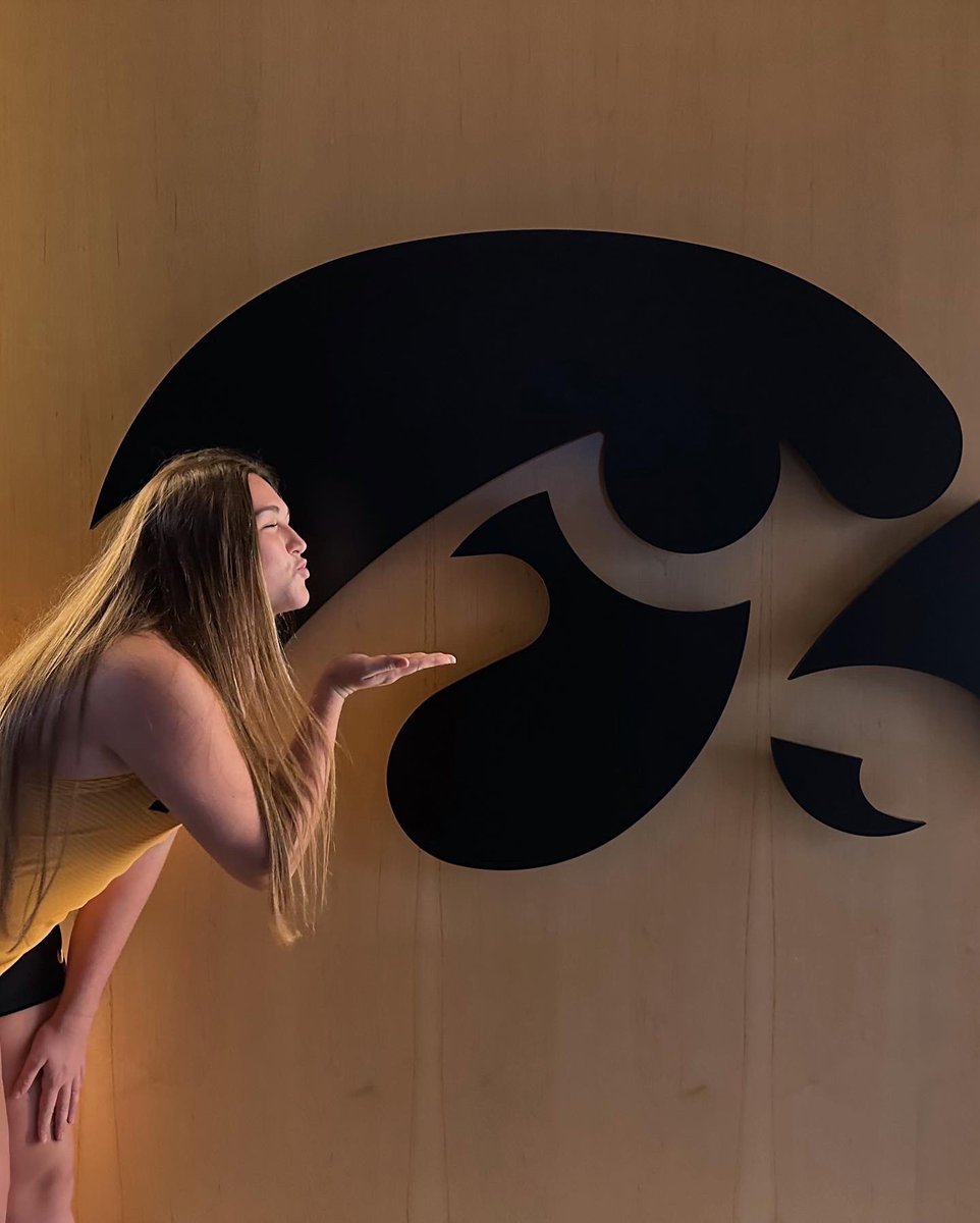 Peyton Wilson (@_peytonwilson) on Twitter photo I am so blessed and beyond excited to announce my commitment to the University of lowa to continue my track & field and academic career! GO HAWKS!! <a href="/LThrows/">Lady Gales Throws</a> <a href="/Ladygalestrack/">Lady Gales Track</a> <a href="/IowaXC_TF/">Iowa Track & Field/Cross Country</a> <a href="/RayCoachThrows/">Ray Robinson</a> I am so blessed and beyond excited to announce my commitment to the University of lowa to continue my track & field and academic career! GO HAWKS!! <a href="/LThrows/">Lady Gales Throws</a> <a href="/Ladygalestrack/">Lady Gales Track</a> <a href="/IowaXC_TF/">Iowa Track & Field/Cross Country</a> <a href="/RayCoachThrows/">Ray Robinson</a>