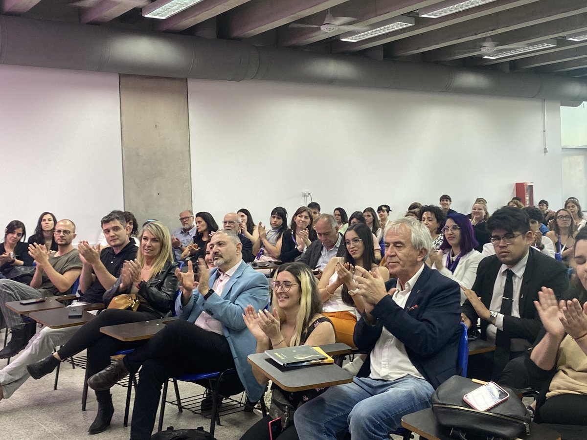 María Eugenia Schmuck tweet media