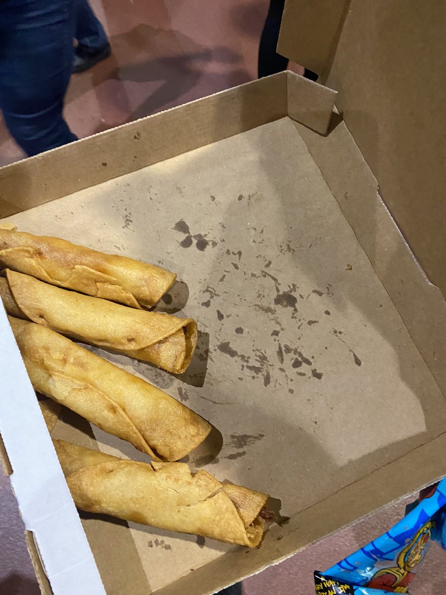 cdemora93's tweet photo. @Aramark not what you advertise. #disappointed https://t.co/mgEpxegLFc