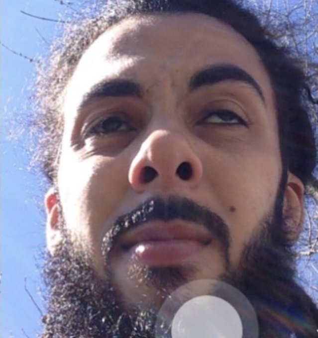 I&rsquo;m cute? 😂 https://t.co/Xpq8LKmhA8