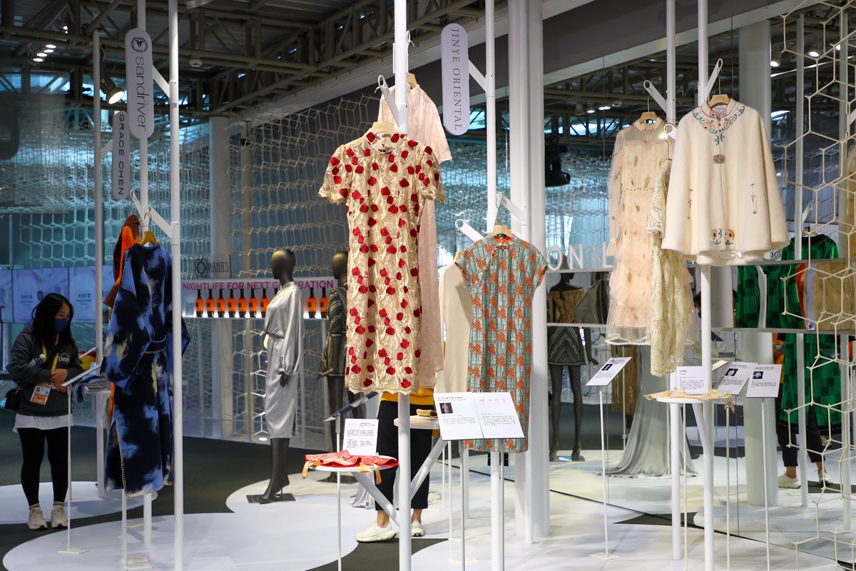 ShLetsMeet's tweet photo. Watches themed on #MonkeyKing🐒, #Shanghai #xiaolongbao (steamed buns), traditional Chinese one-piece dress qipao…The history and innovation of #MadeInShanghai will be showcased at the Shanghai Pavilion during the 5th #CIIE🍀, featuring 56 local brands. @ciieonline #ReadyforCIIE https://t.co/NTKUB3TwFS