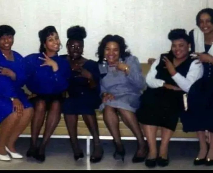 tfoste72's tweet photo. 30 Days of Sigma!
Day 3: Sigma Throwback
Taking it back to my undergraduate days at Clemson University in the Magnificent Mu Psi Chapter.
#ThrowbackThursday #TBT
#SGRho100 #Greater
#SGRhoCentennial #SigmaGammaRho
#EtaSigmaSigma #UpstatePoodles #MuPsiMade #ALLIN
πππ©ππ https://t.co/CbmdzyRopx