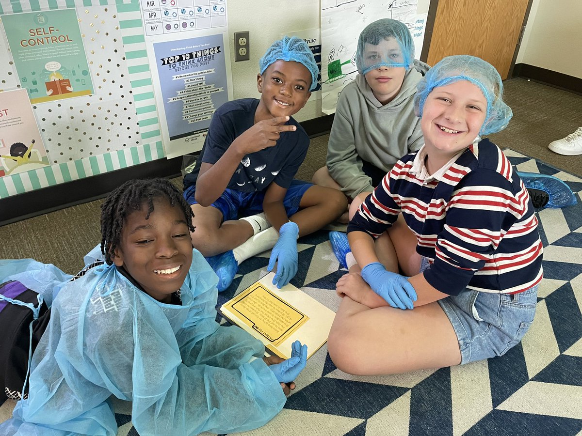 gibbschfrisco's tweet photo. Central Idea “surgery” with 5th grade today! The kids were so engaged and truly enjoyed getting to jump into character! So proud of these little surgeons! @PhillipsElem @RonaLBrowning @FadayomiQ #FISDmadetoshine https://t.co/VnHLrUDQOQ