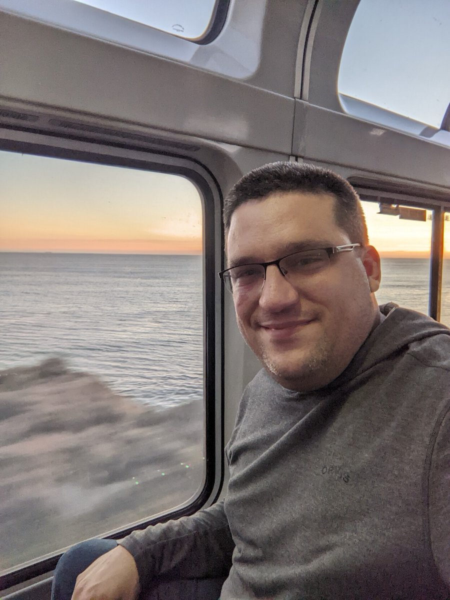 KWF's tweet photo. The socal coast is sure pretty. #hackertrain continues to be awesome. #xp https://t.co/3eAxPoVZQT