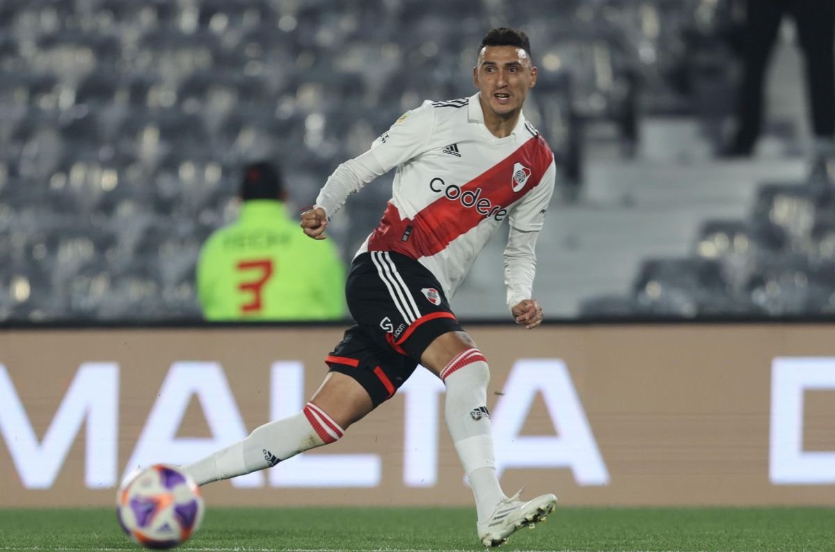StatsFA's tweet photo. Matias Suarez marca ante Platense por Liga Profesional🏆un gol y llega a 36 en River Plate⚪️🔴⚪️en 116PJ en el club

Suma 47 goles en Primera:

River Plate [36]
Belgrano [11] https://t.co/XD5Zdhjroo