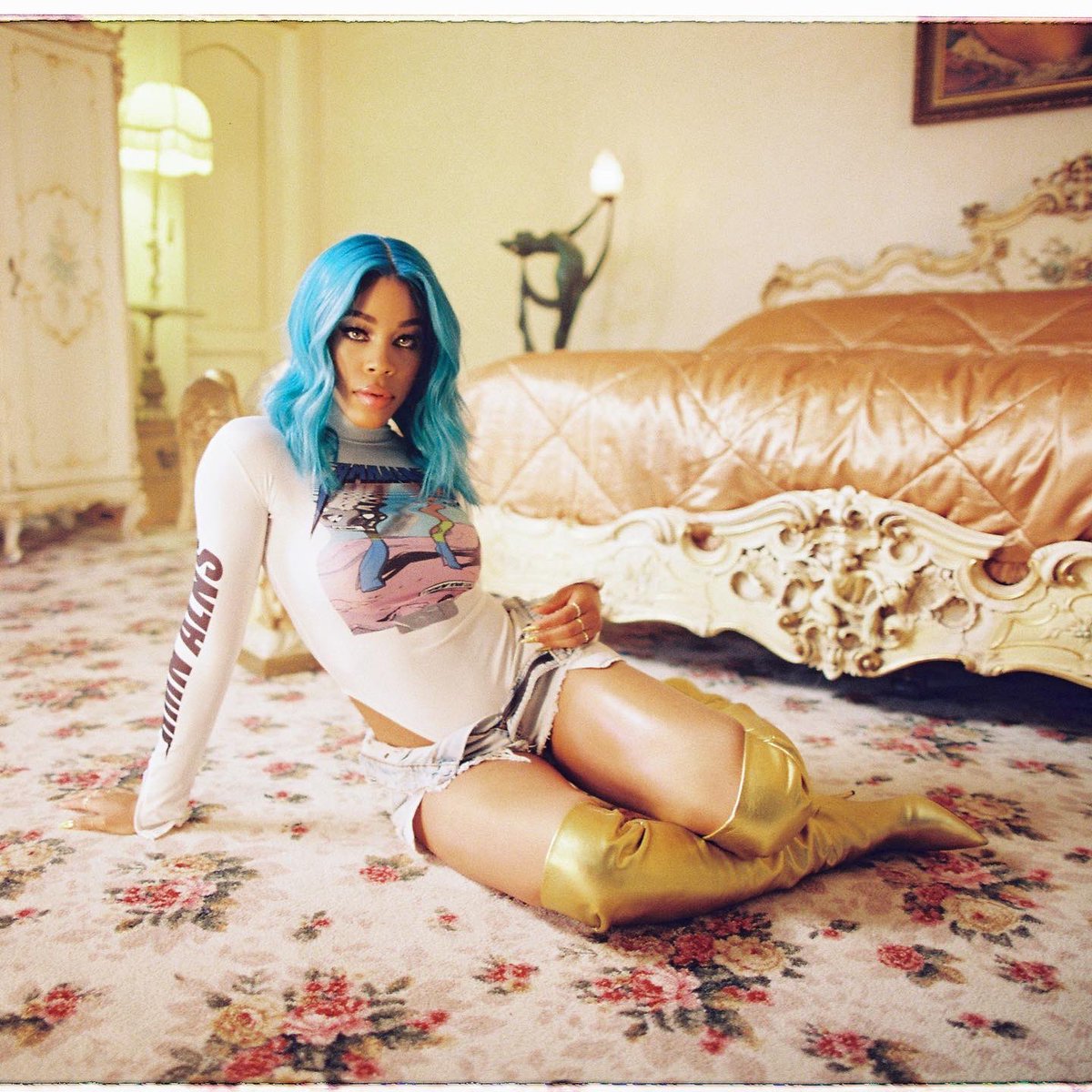 GoGoMorrow's tweet photo. Have you watched WITH YOU yet? Go watch on YouTube then stream my new EP READY after! Link in Bio 💙 #bts #gogomorrow https://t.co/wTf5bIkwF4