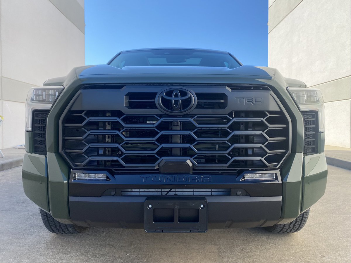 The new 2022 Tundras look so much better with a color matched grill.  ReveMoto.com #kissgate #revemoto #paintedparts #cars #tundra