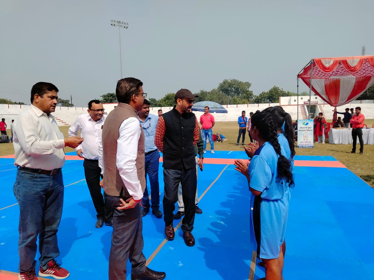 zpsingrauli's tweet photo. मध्यप्रदेश स्थापना दिवस 2022 के उपलक्ष्य में दिनांक 04/11/22 को राजमाता चुनकुमारी स्टेडियम बैडन में सिंगरौली खेल एवं सांस्कृतिक महोत्सव अंतर्गत जिला स्तरीय कबड्डी प्रतियोगिता आयोजन किया जा रहा है
@minprdd 
@JansamparkMP 
@CollectorSGL 
@saketmalviya36 
@PSingrauli 
@dmfsingrauli https://t.co/R5zFjsER1k