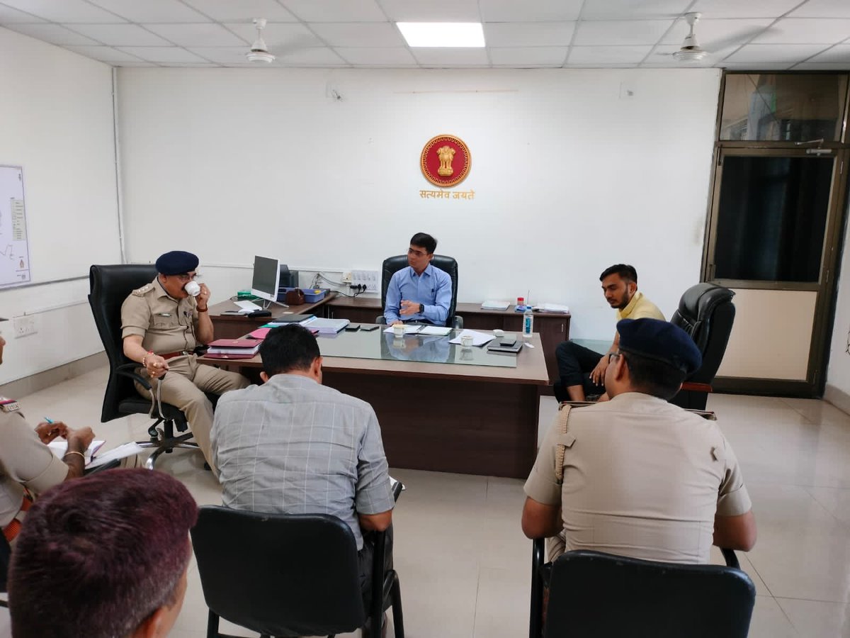Law and Order meeting 146-Padra <a href="/CollectorVad/">Collector & DM Office Vadodara</a> <a href="/mayankpatelGAS1/">MAYANK PATEL</a>