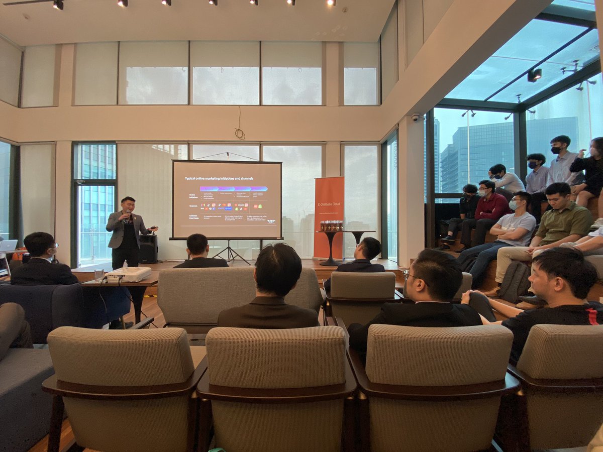 Stephy Shim 🐻‍❄️ tweet media