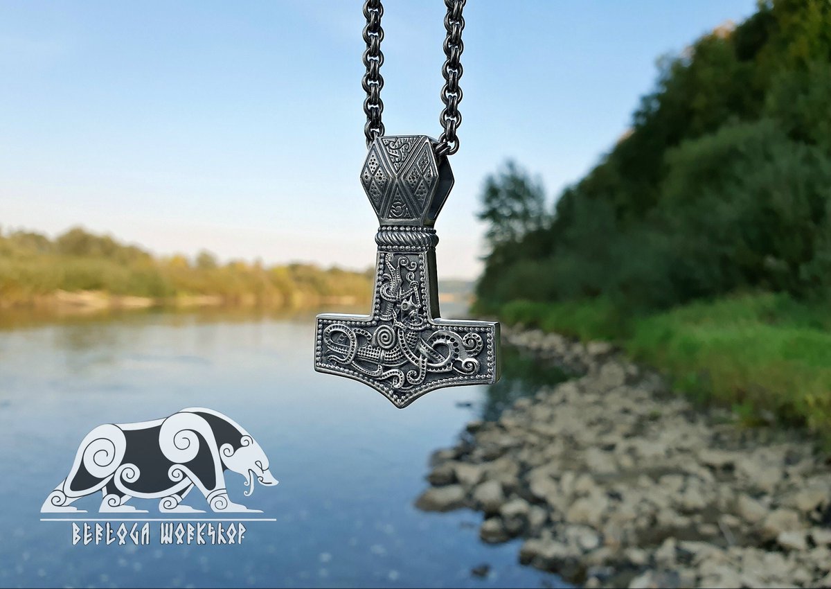 Excited to share the latest addition to my #etsy shop: Thor's Hammer

https://t.co/oyZjDatAcs 

#silver #norsejewelry #vikingjewelry #mjolnir #mjolnirpendant #thorshammer #hammerofthor #vikingamulet #vikingtalisman #hammer #Thor #berloga_workshop https://t.co/GJZXiWMn7q