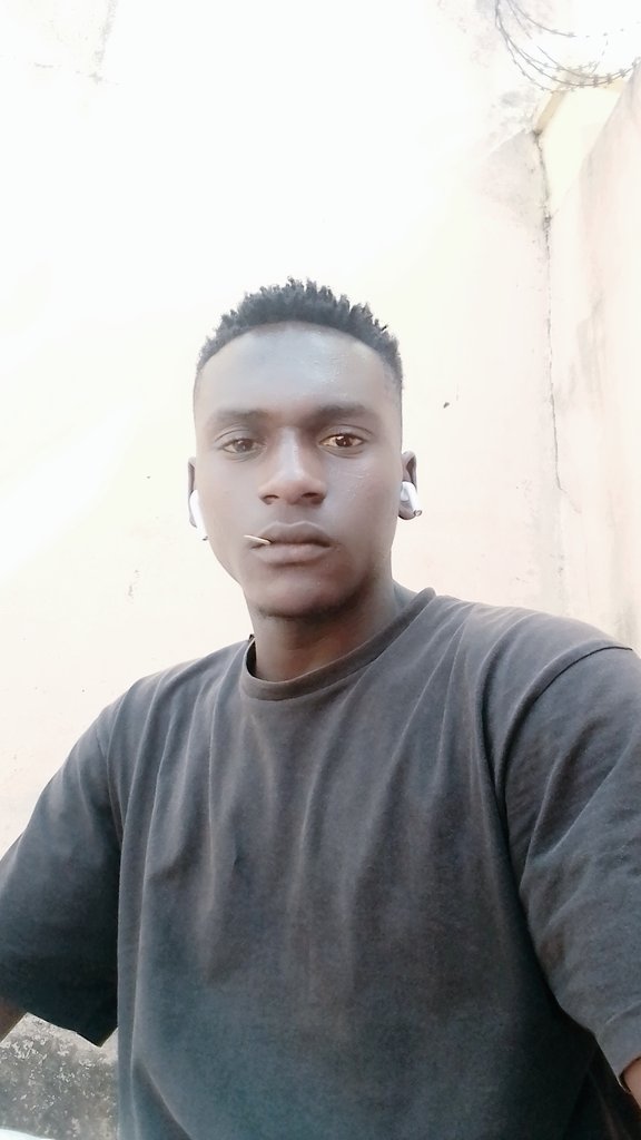DOUEEmmanuel1's tweet photo. Bon(ne ) de buts du  week-end à tous le monde 🙏🙏🙏💖💖⚔️ https://t.co/gMGNVfoYQu
